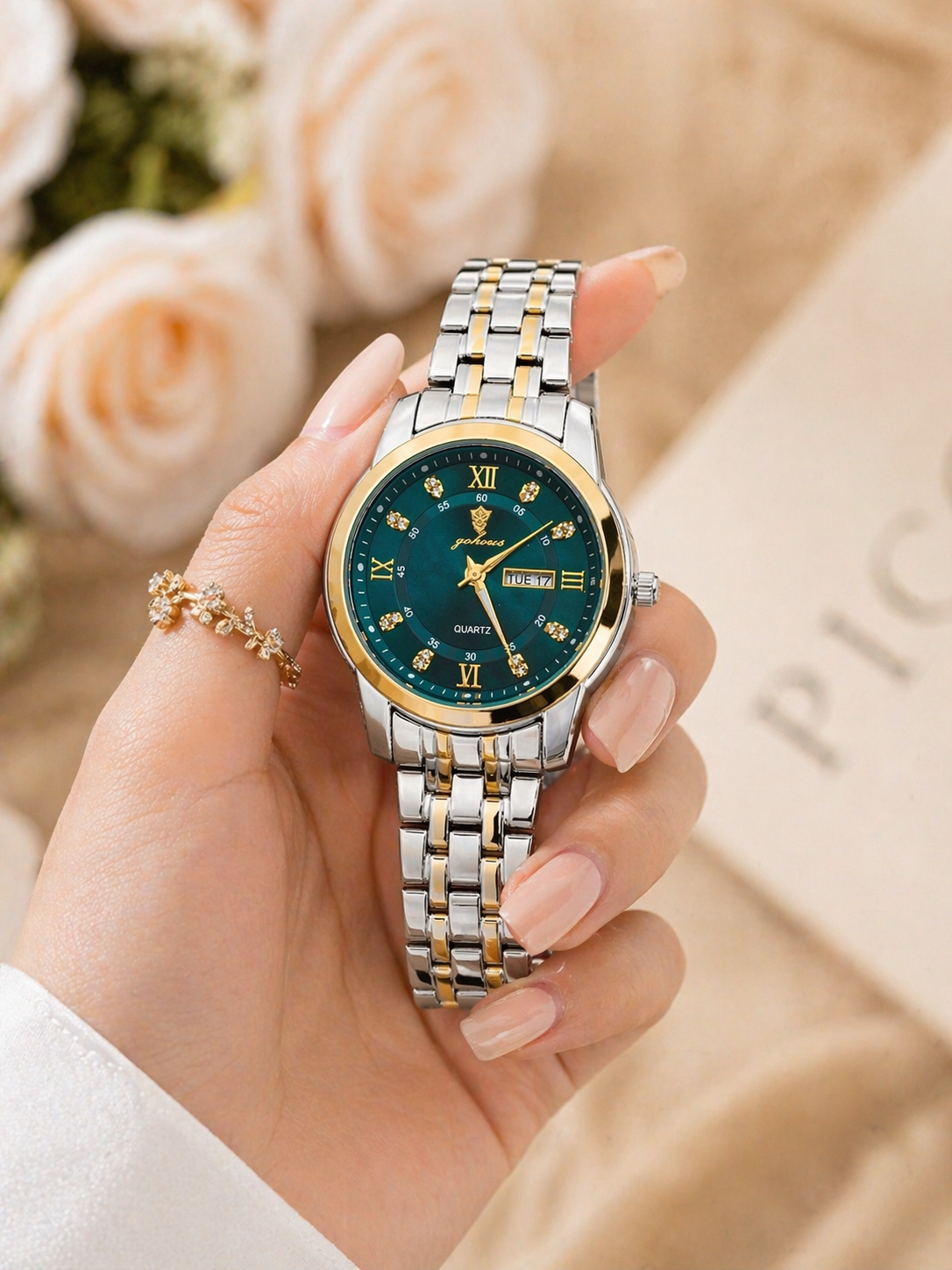 Gohuos Women's Elegant Round Dial Analog Quartz Watch
